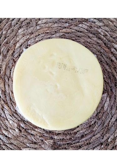 Burağın Bahçesi Tam Yağlı Kars Göbek Kaşar Peyniri 500 Gr