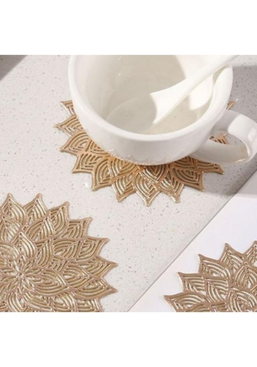 Altın Coaster Temizlemesi Kolay Yemek Masası Koruyucu Ped Isıya Dayanıklı Çiçek Şekli Fincan Mat Ev Mutfak İçin Altın