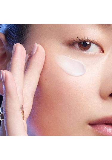 Lancome Renergie Yeux Lifting Etkili Göz Kremi 15 ML