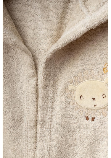 Bebitof Pamuk Sevimli Kuzu Figürlü Bebek Bornoz Seti 0-2 Yaş Kutulu Bbtf.bj.30039 0 - 24 Ay