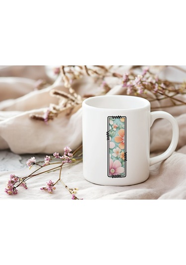 I Harfli Pastel Çiçek Desenli Kahve Kupası - Kişiye Özel Çiçekler Koleksiyonu Bardak - Hediye Beyaz