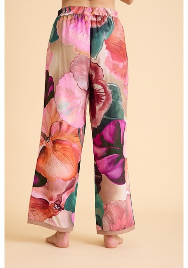 Paradise Sklamen Önden Düğmeli, Kısa Kollu Viskon İpeksi Pijama Takım Desenli