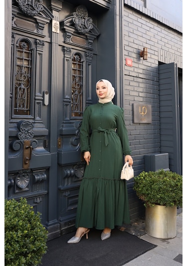 Kadın Yeşil Boydan Düğmeli Eteği Piliseli Kuşaklı Lara Keten Uzun Tesettür Elbise Yeşil