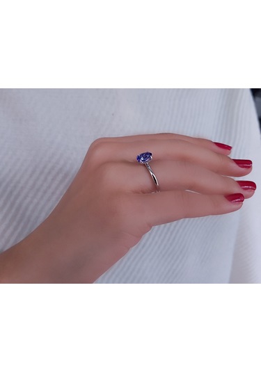 Sirius Oval Kesim Tanzanit Tektaş Yüzük 0831R0017