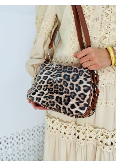 Miami Polo Clup Yumuşak Suni Deri Çapraz Askılı El Çanta Leopar