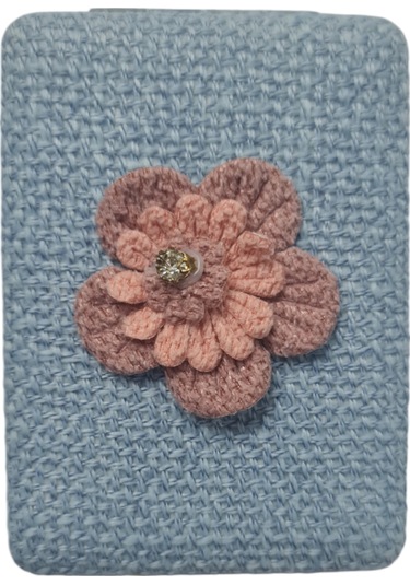 Gigi Panda Çiçek Örgü Motif Desenli Katlanır Makyaj Aynası