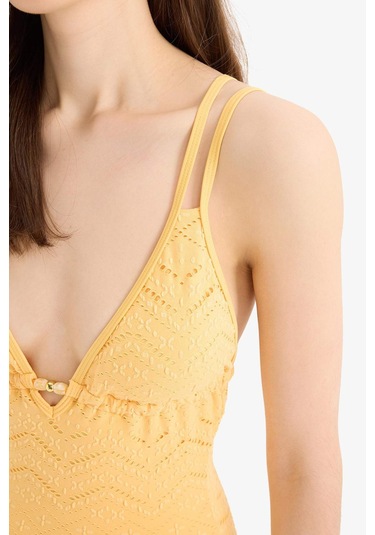 Defacto Regular Fit Nakışlı Brodeli Mayo-fall İn Love B6898ax25smyl106 Sarı Defacto Regular Fit Nakışlı Brodeli Mayo-fall İn Love B6898ax25smyl106 Sarı