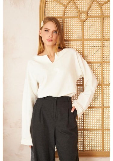 Kadın Ekstra Uzun Duble Kol / Yakası Yırtmaçlı Salaş Sweatshirt Bluz 3470190 Beyaz