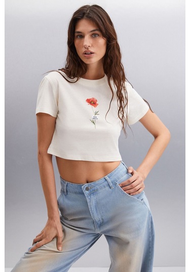 IRMA 100% Pamuk Kadın Crop Vanilya T-Shirt