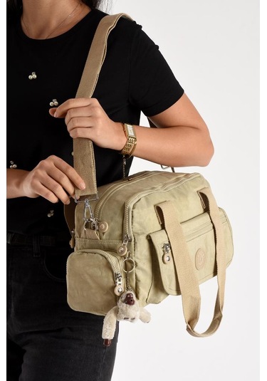 Omuz Çantası Çok Cepli Hafif Klinkır Kumaş 30 20 Cm Çapraz Askılı Postacı Çanta Kol Çantası Krem