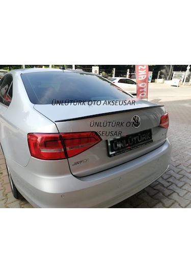 OtoÇizgi Volkswagen Jetta 2011 Sonrası Bagaj Üstü Spoiler Pianoblack OtoÇizgi