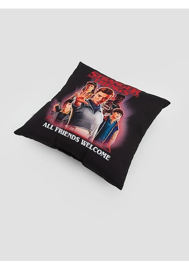 Karışık Stranger Things Baskılı Kırlent Kılıfı 45x45 Cm