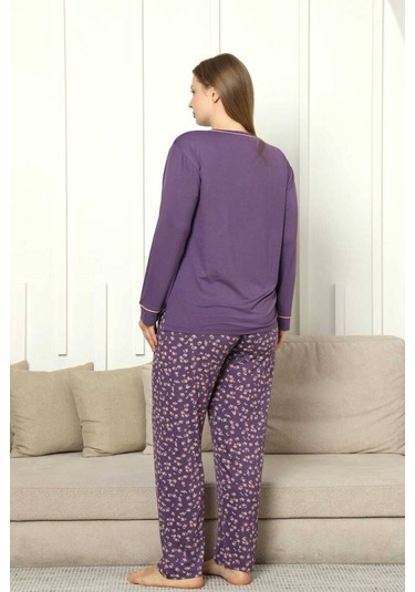 Kadın Mor Çiçek Desen Bisiklet Yaka 3 Düğmeli Yırtmaç Detay Büyük Beden Viskon Uzun Kol Pijama Mor