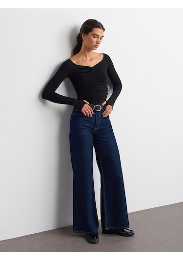 Dilvin 32089 Omuzları Açık Büzgülü Top-siyah Siyah