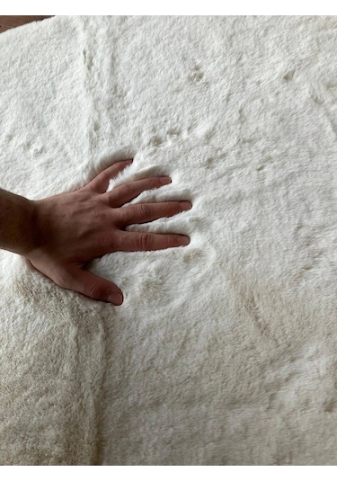 Saraz Halı Tavşan Tüyü Post Peluş Yumuşak Halı Salon Koridor Mutfak Banyo Halısı 100x150krem Krem