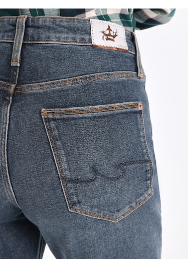 Colins 891 Maya Slim Fit Normal Bel Daralan Paça Mavi Kadın Pantolon Cl1065436 001 Colins 891 Maya Slim Fit Normal Bel Daralan Paça Mavi Kadın Pantolon Cl1065436 001