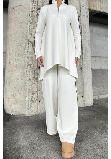 Ekru Asimetrik Kesim, Fermuarlı Bluz & Bol Paça Pantolon - Viskon İki İplik Kumaş Alt & Üst Takım Ekru