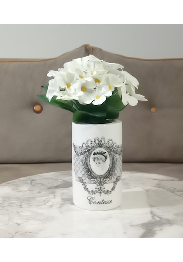 Vazoda Beyaz Yapay Çiçe Dekoratif Kraliçe Model Vazo Dahil 7 x 7 x 16 CM