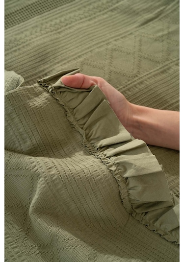 Tziana Haki Yeşil Çift Kişilik Jakarlı Yatak Örtüsü Takımı 3 Parça Uyku Seti Yeşil