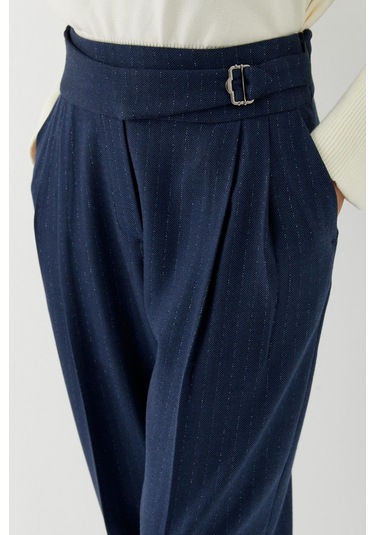 Kemer Tokalı Pileli Pantolon Lacivert Lacivert