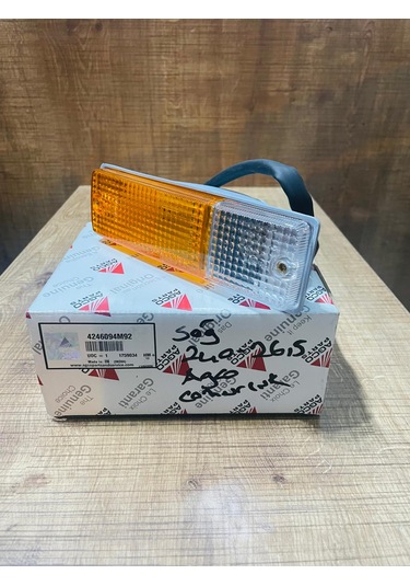 Massey Ferguson 240 Agco-2615 Arka Çamurluk Ön Sinyal Lambası Sağ