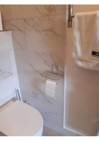 Potato Kendinden Yapışkanlı Raflı Tuvalet Kağıdı Askısı 233155191 Krom