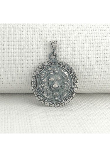 Takıhan 925 Ayar Gümüş Aslan Kabartmalı Kolye Ucu Gümüş