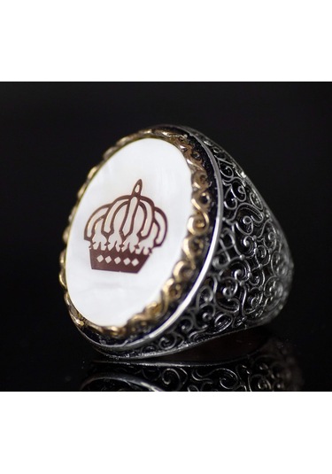 Regal Ve Sembolik Erkek 925 Ayar Gümüş Yüzük - Taç Sembolü Ve Doğal Taşlarla Süslenmiş Gümüş