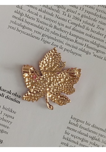 Zirkon Taşlı Çınar Yaprağı Broş, Kadın Yaka İğnesi Pembe