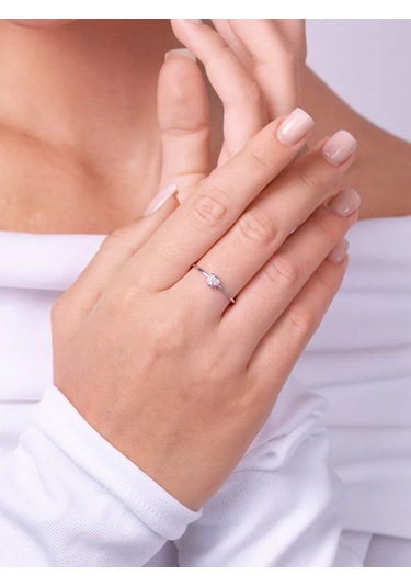 Torgovyj Dom Uvelir Holding 925 Ayar Gümüş Kalp Zirkon Taşlı Yüzük 242926800 Gri