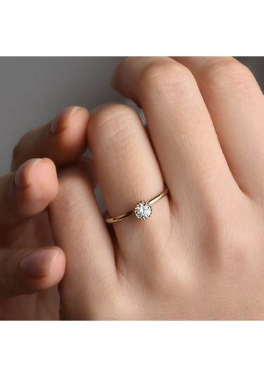 14 Ayar Altın Kaplama Yuvarlak Kesim Tektaş Gümüş Yüzük - Rs00102 Altın