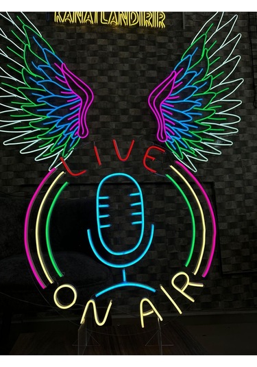 Twins Led Live On Air Yazılı Ve Şekilli Neon Tabela Çok Renkli Model:model:64753366 Çok Renkli