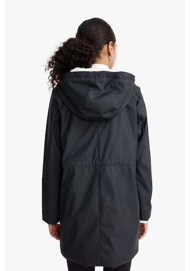Defacto Regular Fit Kapüşonlu Suni Deri Siyah Kadın Yağmurluk&rüzgarlık E8575ax/bk27 Siyah