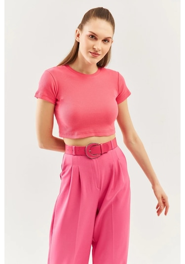 Kadın Kısa Kol Bisiklet Yaka Vücuda Oturan %100 Pamuklu Kaşkorse Esnek Crop Bluz Pembe