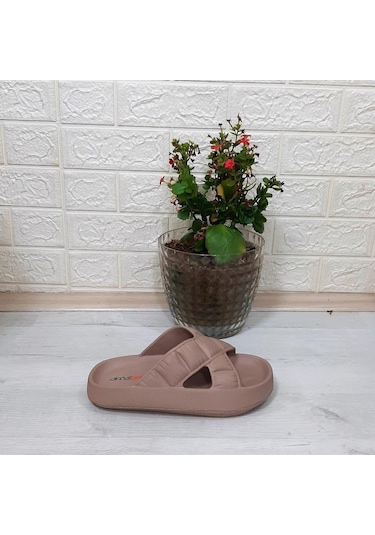 Akınalbella 408 Camel Renk Çapraz Eva Hafif Rahat Kadın Terlik 001
