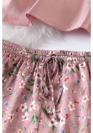 Merry See Dantel İşlemeli Çiçek Desenli Şort Pijama Takımı Pembe
