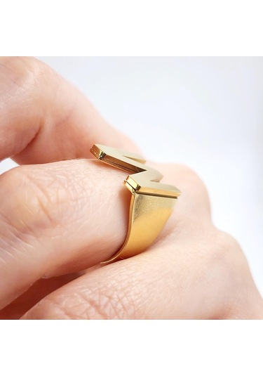 Çelik Gold Düz Kesim Harf Yüzük -m Harfi- Ayarlı Ölçü-1897 Altın