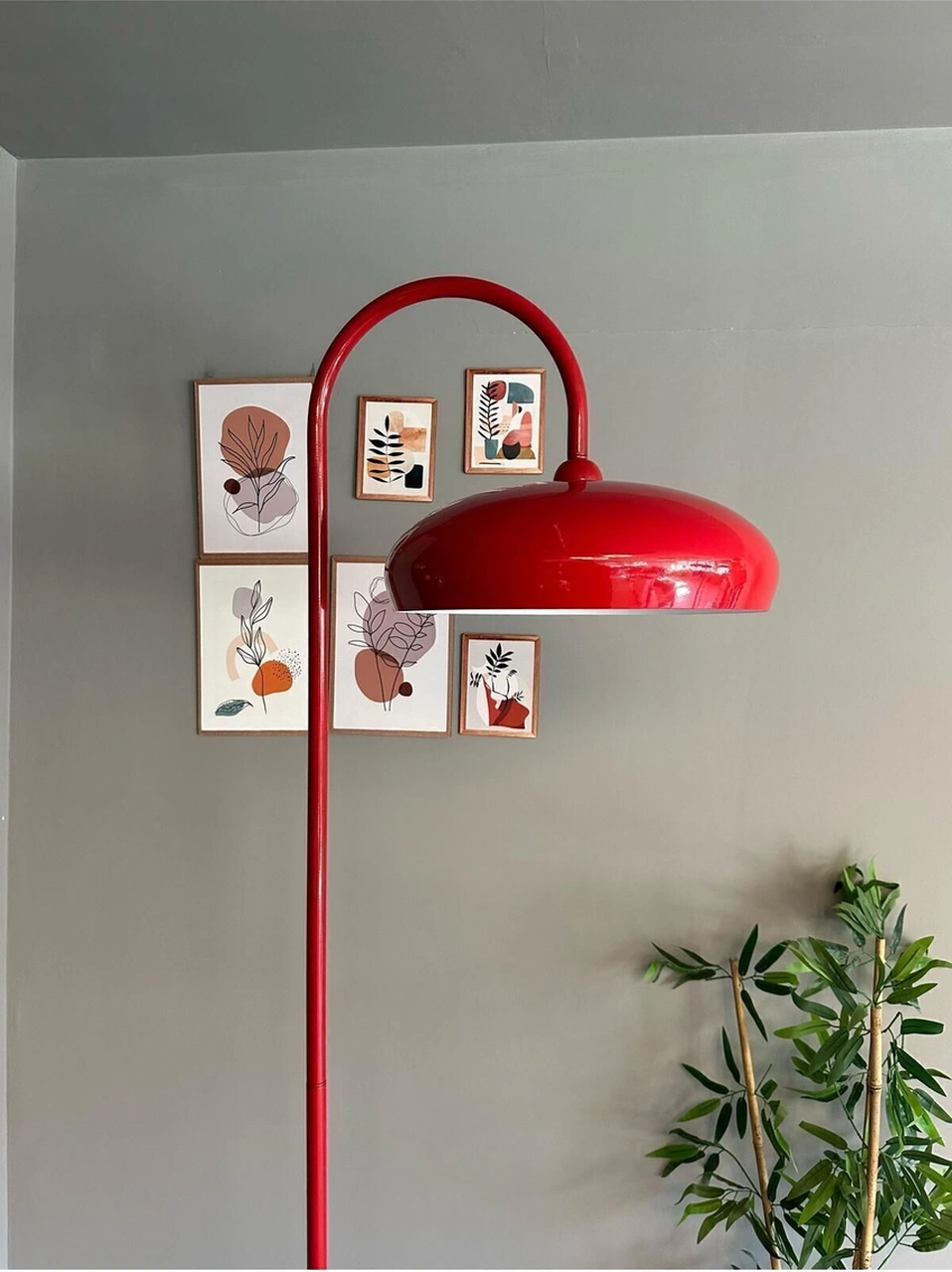 Kırmızı Lambader Modern Dekoratif Metal Oturma Odası Çalışma Odası Zemin Lambası Kırmızı