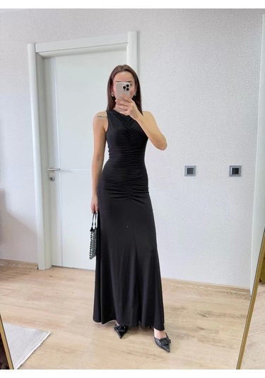 Bürümcük Kumaşlı İçi Astarlı Üzgülü Kolsuz Büzgülü Uzun Elbise - Siyah Siyah