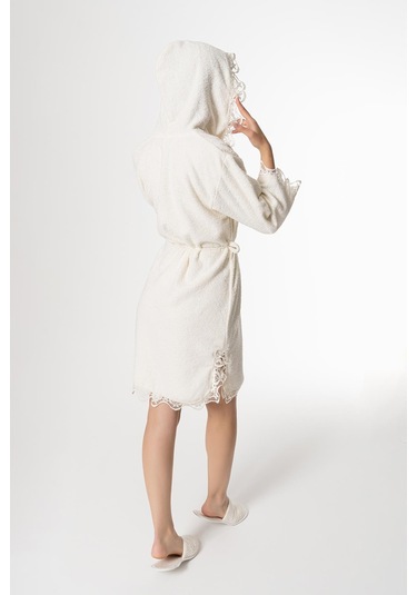 Rosa Gelin Bornoz Set 5 Parça Dantelli Fantezi Çeyizlik Takım Krem