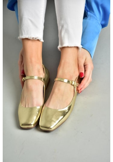 Fox Shoes S726252508 Altın Rugan Kadın Babet Altın