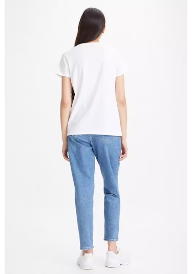 Levi'S Kadın T Shirt A2086-0196 Beyaz