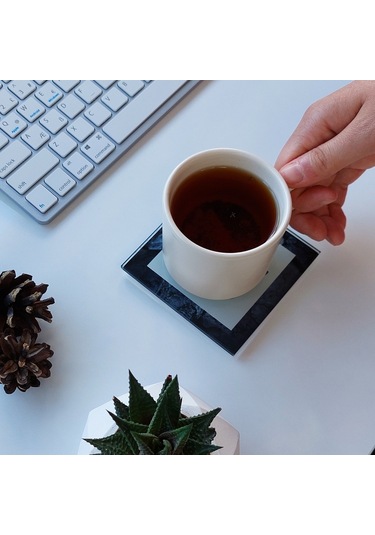 Decorita Cam Bardak Altlığı İ Harfli Tasarım 4'lü Takım 10 x 10 CM Çok Renkli