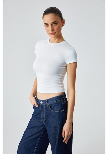Grimelange HOPEWELL Kadın Yuvarlak Yaka Örme Slim Fit Beyaz T-Shirt
