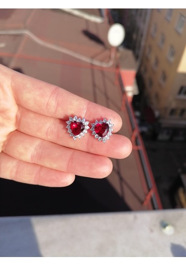 Silver Point Kırmızı Taşlı Kalpli Çivili Küpe Gümüş