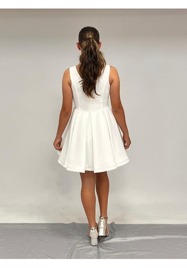 Kız Çocuk Abiye Krem Krep Kısa Bel İnce Şerit Taş Detaylı Taş Kısa Abiye Elbise 10-15 Yaş Krem