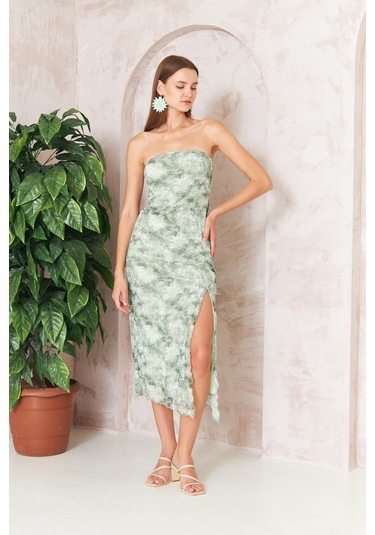 Kadın Yeşil Desenli Yırtmaçlı Straplez Tül Midi Elbise Dm1047 Yeşil
