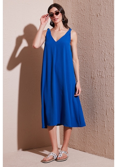 Lela Oversize Fit V Yaka Midi Boy Basic Bayan Elbise 6788688 Saks