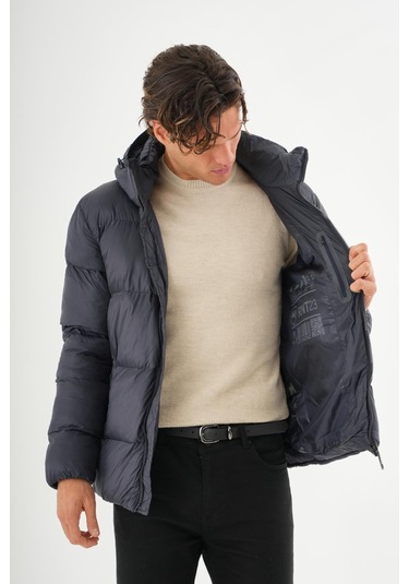 Erkek Kapüşonlu Fermuarlı Cepli Kışlık Şişme Kısa Mont Lacivert