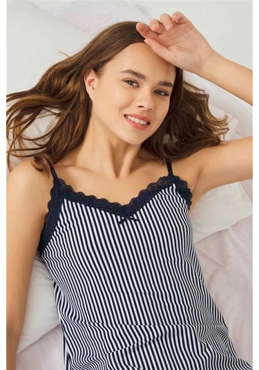 Cottonhill Lacivert Beyaz Çizgili İnce Askılı Pamuklu Kadın Gecelik Çizgili Lacivert